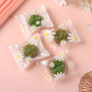 7 * 10CM Transparent 9 * 11.5CM Machine Sealing Bag 5.5 * 8.5CM Small Daisy 100pcs Need To Match Use
