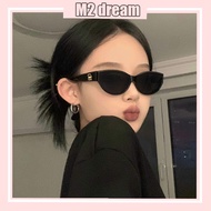 Cat-Eye Retro Sunglasses Y2K Small Frame Sunglasses Anti-UV Street Style Glasses Cermin Mata Hitam