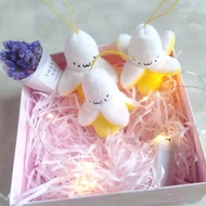 Mini key table with banana shape