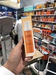 法國Avene 雅漾清爽倍護防曬乳spf50+ 50ml