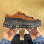 HOKA ONE ONE Tor Summit 黑棕色運動慢跑鞋 男女款