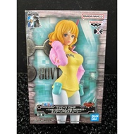 Banpresto One Piece DXF Stussy Figure