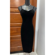 2hand dress.