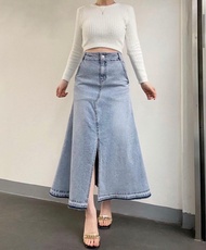 Howluk 開叉牛仔裙