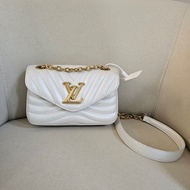 LV白色金鏈wave 鏈包