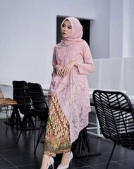 Gamis Batik Kombinasi Brokat Terbaru