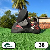 Nepa Rosso 38 rock climbing shoes