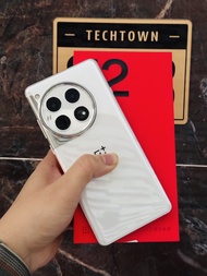 Điện thoại OnePlus 12 (Snapdragon 8 gen 3 - AMOLED 2K) đã unlock 2 sim likenew kèm sạc 100W