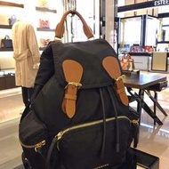 正全新正burberry中款 軍旅後背包 backpack rucksack （林心如愛用款粉色 黑色）大中小