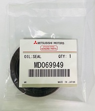 ซีลคอหน้า MITSUBISHI L200 CYCLONE (ขนาด 44-60-7) รหัสสินค้า MD069949