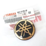 Original Yamaha BK8-F414B-00 R15 VVA GOLD TANK EMBLEM / BK8-F414B-00 Original YGP FAST