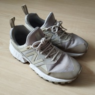 Sneakers Wanita NEW BALANCE 574 FRESH FOAM ORI Bekas No.38 ADA MINUS!