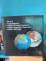 (ขนาดใหญ่30cm.) ลูกโลกจำลอง ส่งจากกทม. ลูกโลกหมุนได้  ลูกโลกมีขาตั้ง ภาษาอังกฤษ ลูกโลก แผนที่โลก ลูก