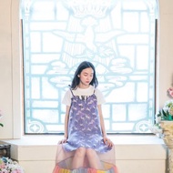 馬克的天馬行空 滿滿天馬外罩泡泡布與蕾絲弔帶洋裝