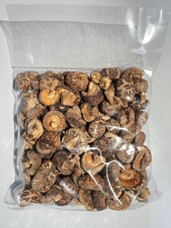 特选小花菇 香菇 Dried Mushroom Cendawan Kering（200G）