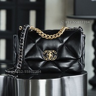 ☘️(25年傑出商戶) CHANEL 19 Small Handbag（AS1160）黑金 手袋 Jennie同款 💎Carousell官方紫鑽認證💎 超多details實圖，有意可以PM。