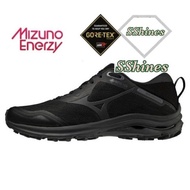 💥NEW⭐️🇯🇵MIZUNO WAVE RIDER GTX 黑鞋 ✅GORE TEX持久防水⭐️透氣舒適  ✅Mizuno WAVE 波浪片⭐️高穩定性💥高回彈力✅Mizuno ENERZY⭐️柔軟度提高✅男子女子情侶鞋⭐️跑步鞋✅新貨到埗 ✅好評不斷✅跑友推崇#男子跑步鞋#女子跑步鞋#MIZUNO RUNNING#MIZUNO跑鞋#返工防水黑鞋#217915#J1GC217915#J1GD217915