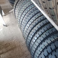 300x17 Rudder Tire 8 ply