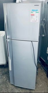 東芝 TOSHIBA 雙門雪櫃 🌸 GR-S24 155cm高 100%正常 九成新以上++全港包送貨及安裝 -- 二手雪櫃 // 二手電器* 電器 **冰箱 ** 家電 * 雪櫃 * 家居用品 *家