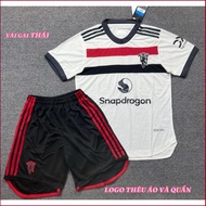 Latest M.U football sportswear set for the 2024/2025 season - Embroidered Logo on pants and shirts -