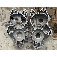 YAMAHA RXZ 3XL 5PV CATALYZER CRANKCASE ASSY REPRO 55K00 Y-2 KULIT ENJIN TENGAH Y2 COP Y2 MADE IN TAI