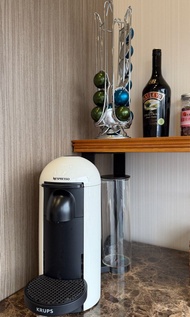 Nespresso Krups 膠囊咖啡機 淨白色