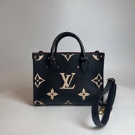 LV M45659/晶片款 ONTHEGO PM 黑壓紋托特包