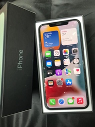 iPhone 11 Pro Max 512gb original open line good condition