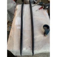 RN3 STREAM windscreen mounding  mana mana side 1 pcs