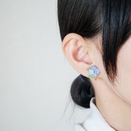 小勿忘我耳環・耳夾 　(花/春/夏/青色/禮物/手工編織/四季折々)