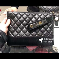 Chanel 流浪手拿包