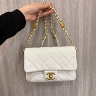 Chanel 白荔枝牛皮金幣口蓋包