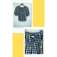 0LD NAVY. cotton blend gingham/embroidered print semi puff short sleeve top D