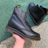 Martin Black Size: 35-45
Too Large 1 Size ️ DR MARTENS DR. Martin Black Retro Male High-Top Classic 