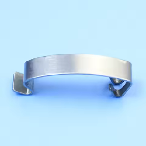 4M0129797 Engine Air Filter Housing to Mass Air Flow Spring Clip For Audi Q7 2016-2024 Q8 2020-2024