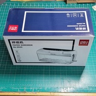 得力 小型 手搖 manual 手動 碎紙機 paper shredder 辦公室 office 家用  home use diy 粉碎機 a4 紙碎 光碟 CD DVD Blu-ray 相片 4公升