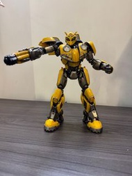 Threezero - DLX transformer bumblee
