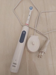 Oral-B Braun Pro 3充電電動 ((刷頭及叉電only))