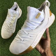 Under Armour SC Curry 5 Basketball shoes size 45 preloved