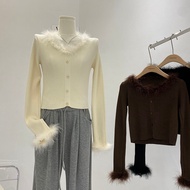 Feather-mixed SWEATSHIRT, WINTER OUTFIT