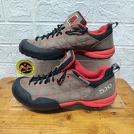 Second hand FIVE TEN outdoor shoes
