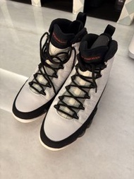Air Jordan 9 Retro 白黑紅