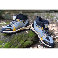 Beckham Outdoor Boots