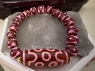 西藏供紅花八眼天珠。三眼小天珠手鍊