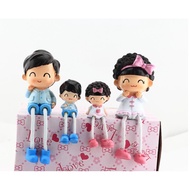 Family of 4 curly hair TVs A068
