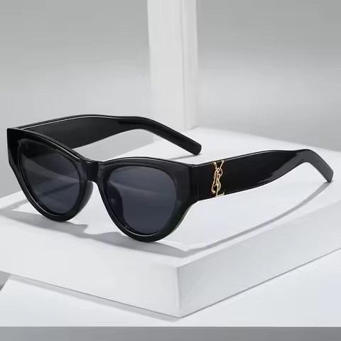 2025 New Fashion Cat Eye Sunglasses Women Vintage Geometry Decoration Cool Sun Glasses Ladies Girls