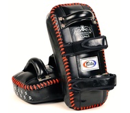 Fairtex  Kick Pads Curved Designed Superior KPLS2 Black Genuine Leather MMA K1 เป้าเตะแบบโค้ง  แฟร์เ