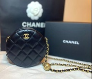 Chanel黑色金球圓餅 #chanel #金球 #割愛 #黑色chanel #chanel經典