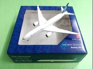 Herpa / Hogan Wings 1:400 5132 AIR NEW ZEALAND B787-9 (On Ground ) - METAL MODEL