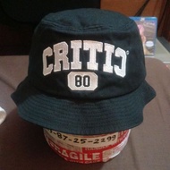 Critic bucket hat 80. criticTAG.